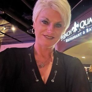 Meet your Posher, Tonya